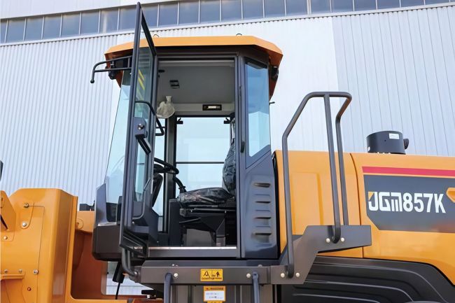 Фронтальный погрузчик JINGONG JGM857K