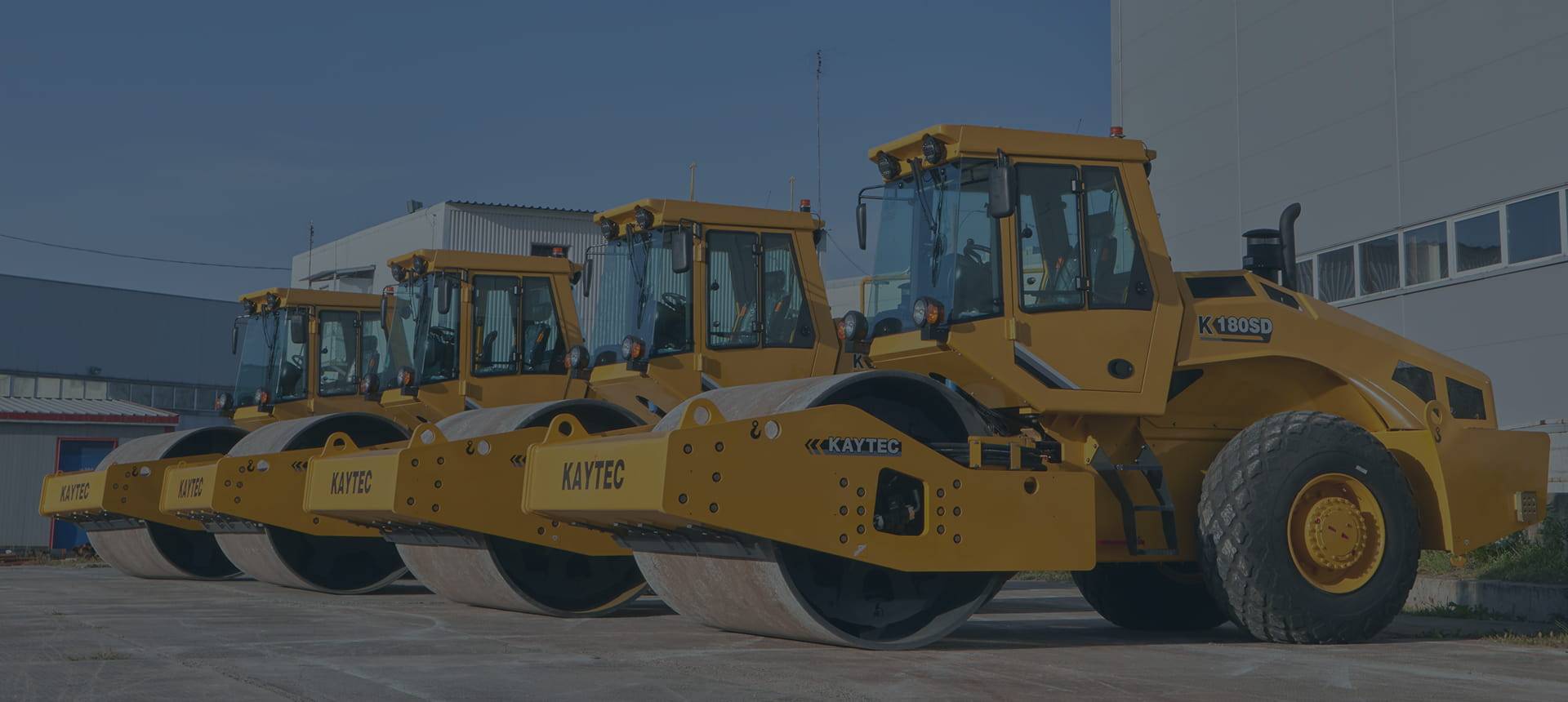 Грунтовые и дорожные катки KAYTEC от официального партнера с доставкой по РФ. Техника в наличии. Дорожно-строительная техника KAYTEC